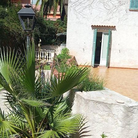 Studio De 14M2 Dans Une Maison Cagnes-sur-Mer Exteriér fotografie