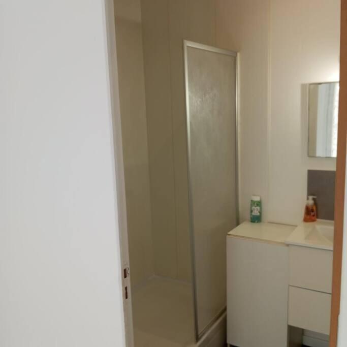 Studio De 14M2 Dans Une Maison Cagnes-sur-Mer Exteriér fotografie