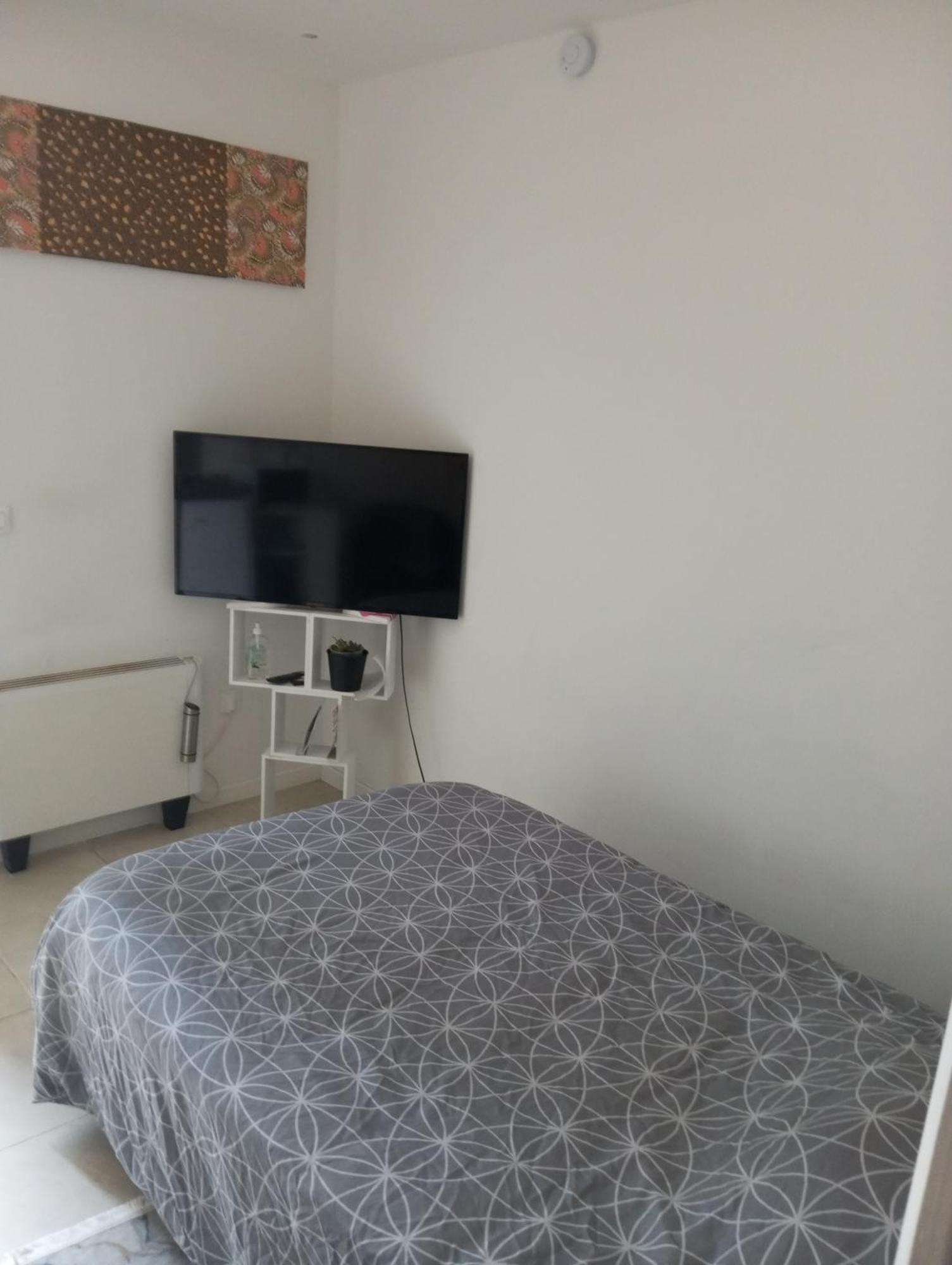 Studio De 14M2 Dans Une Maison Cagnes-sur-Mer Exteriér fotografie