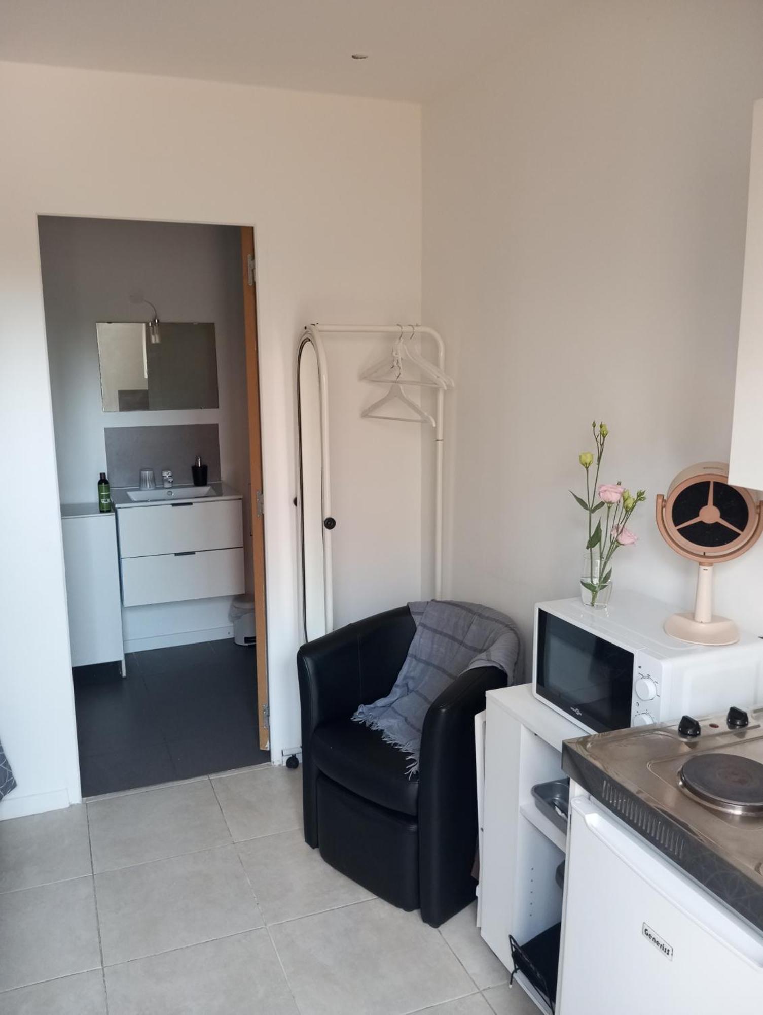 Studio De 14M2 Dans Une Maison Cagnes-sur-Mer Exteriér fotografie